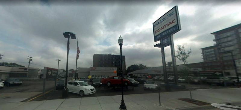 Royal Pontiac - Royal Pontiac - Fresard Pontiac Street View (newer photo)